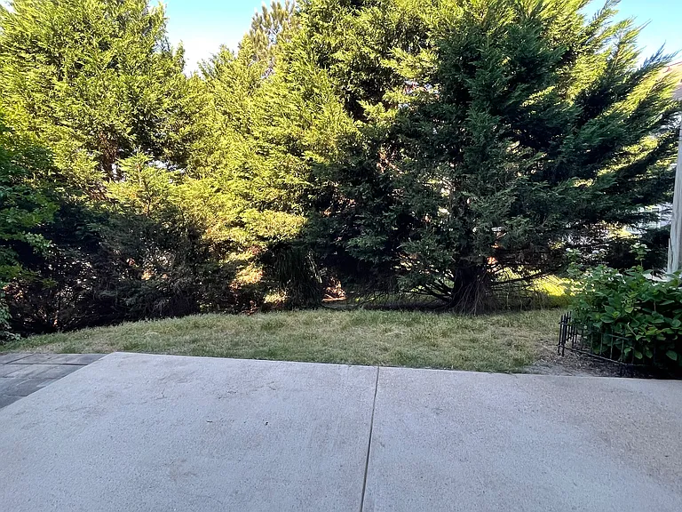 5637 Berry Creek Cir — Photo 16