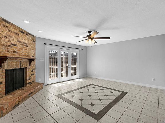 5th image of 10324 Longmont Dr #47/6