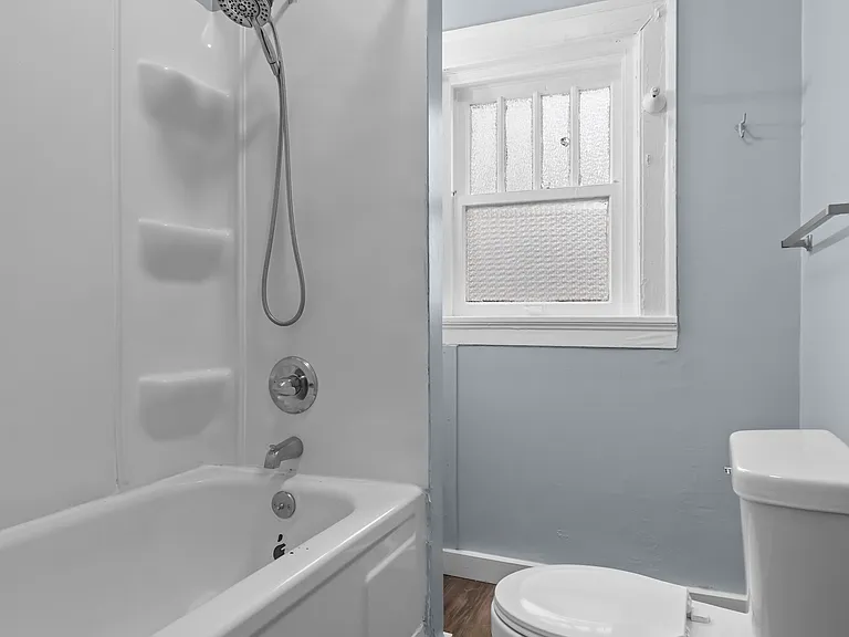408 W Mulberry St #2E — Photo 11