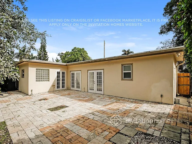 830 N 10th Ave — Photo 16