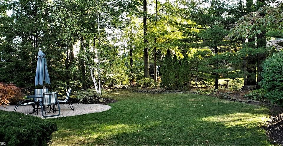 2nd image of 2127 Clifton Way