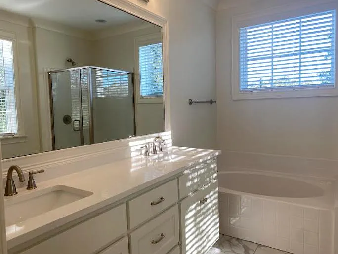 2 bed, 1330 sqft, $1,750 — Photo 3