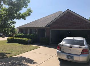 8513 Chapelridge Ct, Dallas, TX 75249