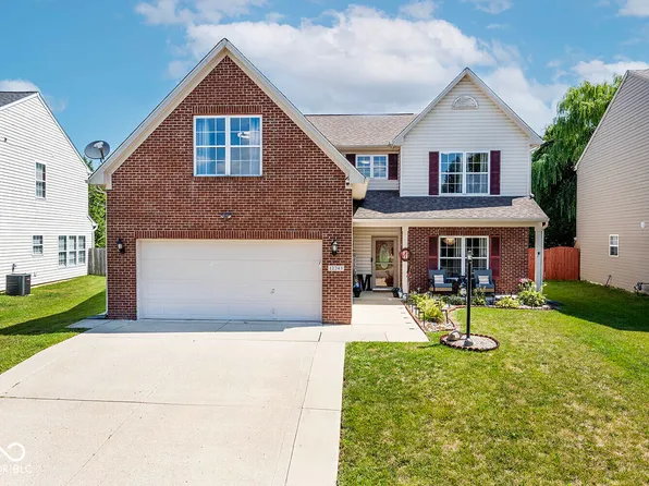 12243 Rambling Rd, Fishers, IN 46037