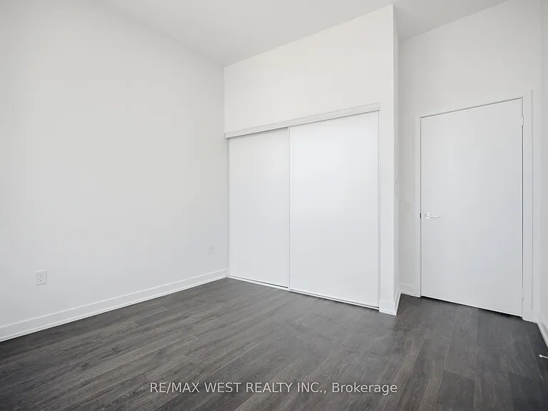 15 Richardson St #2101 — Photo 22