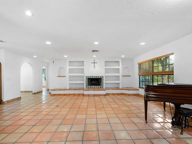 3636 Lake Buynak Rd — Photo 6