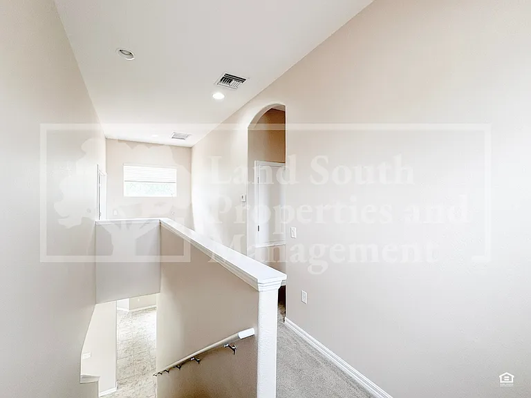 1762 Altavista Cir — Photo 30