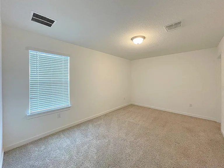 2316 Clemence Ln — Photo 24
