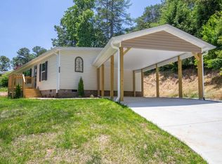 429 W Sunshine Ln, Hendersonville, NC 28792