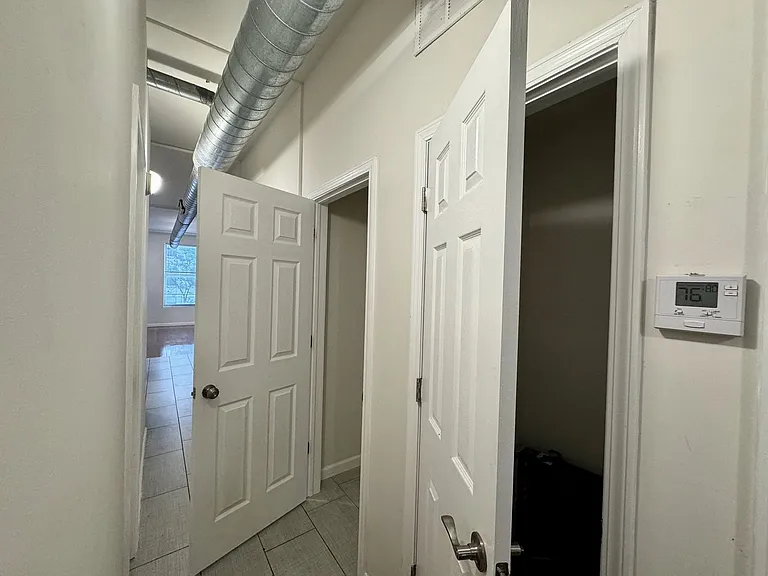 309 Sycamore Street Apartments — Photo 38