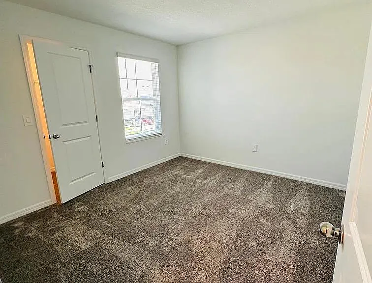 1321 Diego Ter — Photo 11