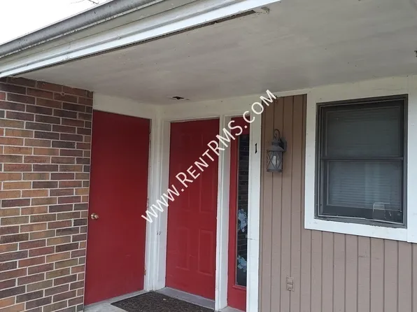 119 W 3rd St, Onaga, KS