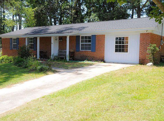 2nd image of 2904 Laris Dr