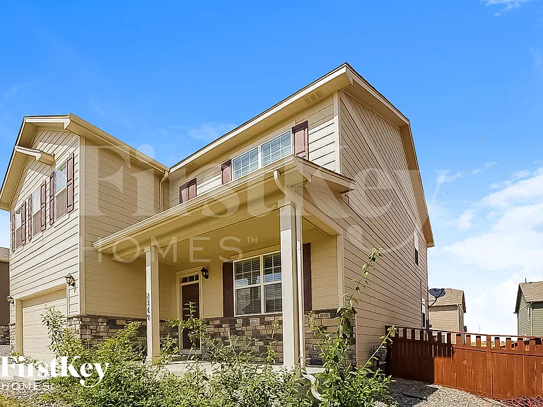 2349 Shipman St — Photo 2