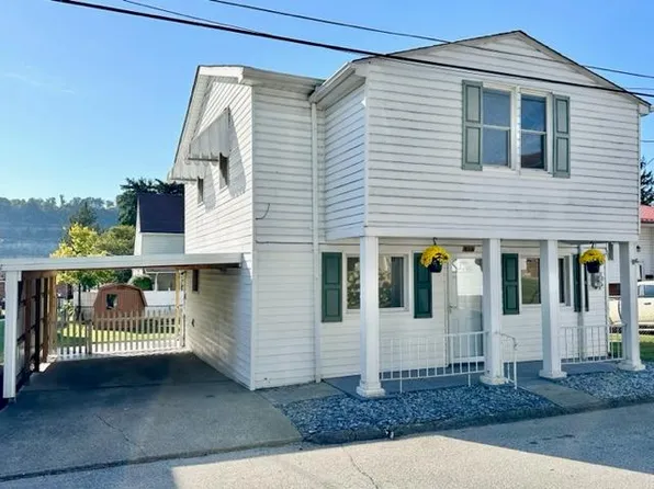 609 Center Ave, Glen Dale, WV 26038