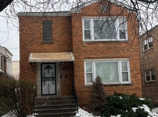 8751 S Blackstone Ave, Chicago, IL 60619