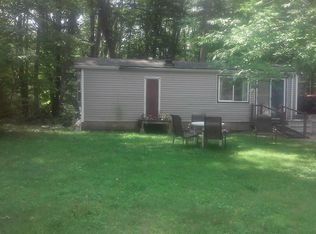 537 Old Petersham Rd, Barre, MA 01005
