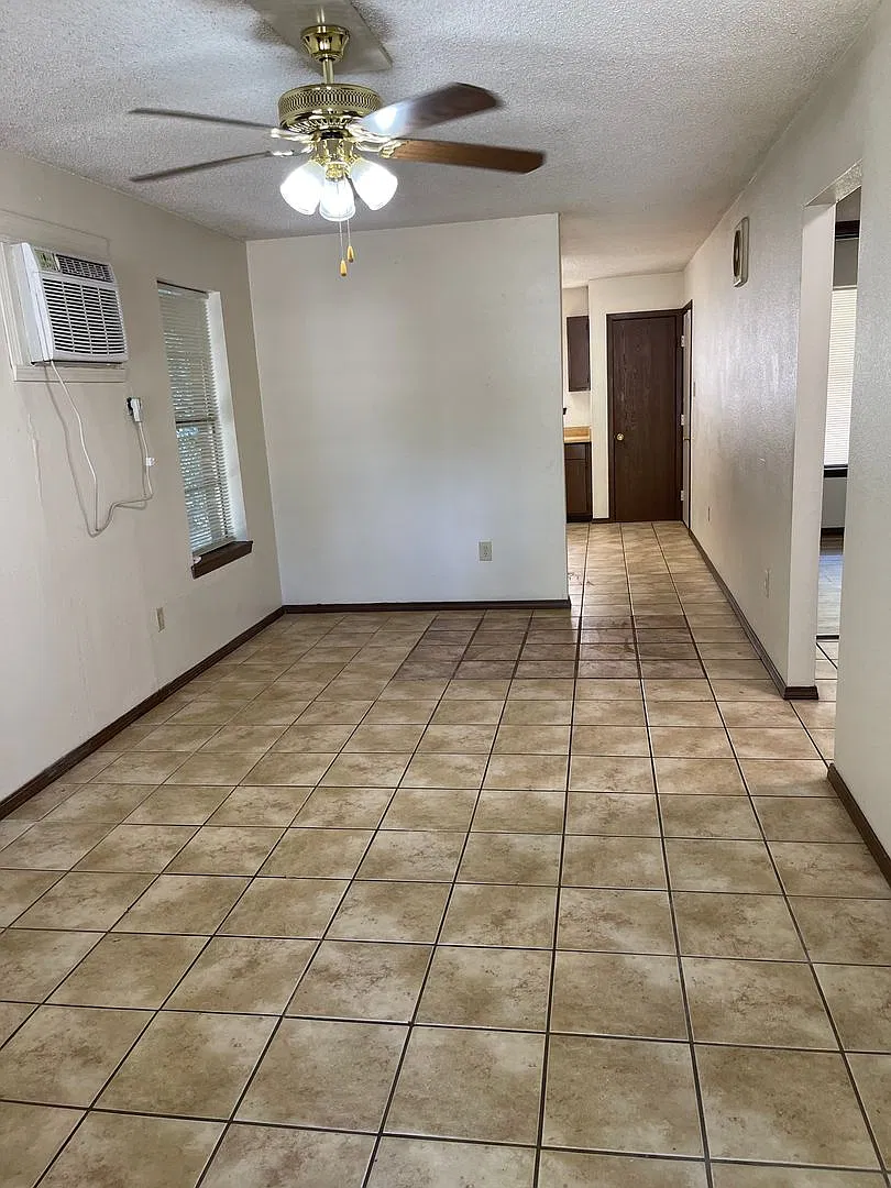 2440 Elm Park Dr Br La 70807 — Photo 2