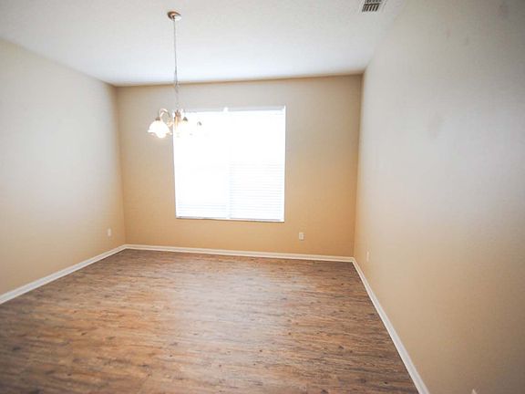 5th image of 4824 Charowen Dr
