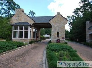 2938 S Cotswold Manor Dr, Kingwood, TX 77339