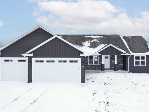 N2185 Glen Rose Ln, Greenville, WI 54942