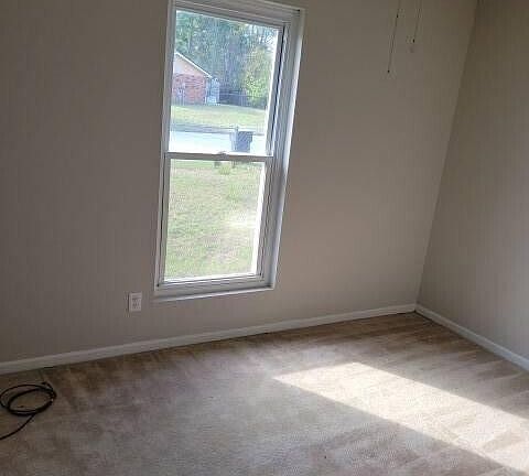 3rd image of 3649 Madrid Dr N
