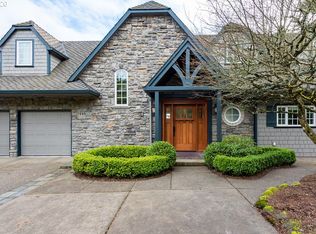 1080 SW Westwood Dr, Portland, OR 97239