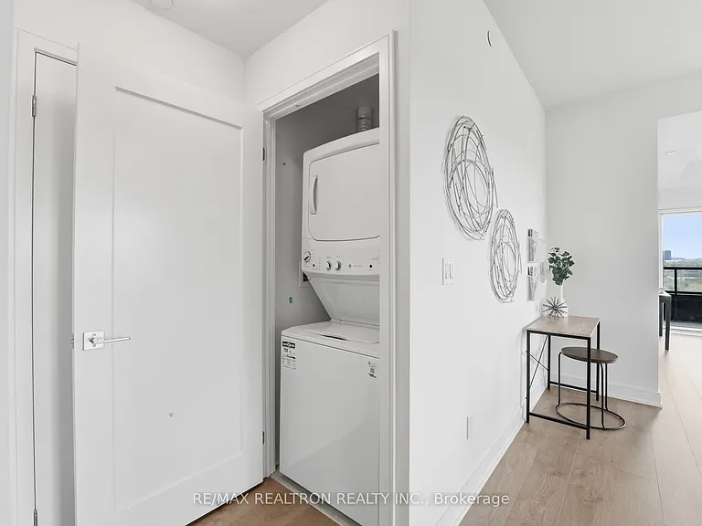 705 Davis Dr #1303 — Photo 13
