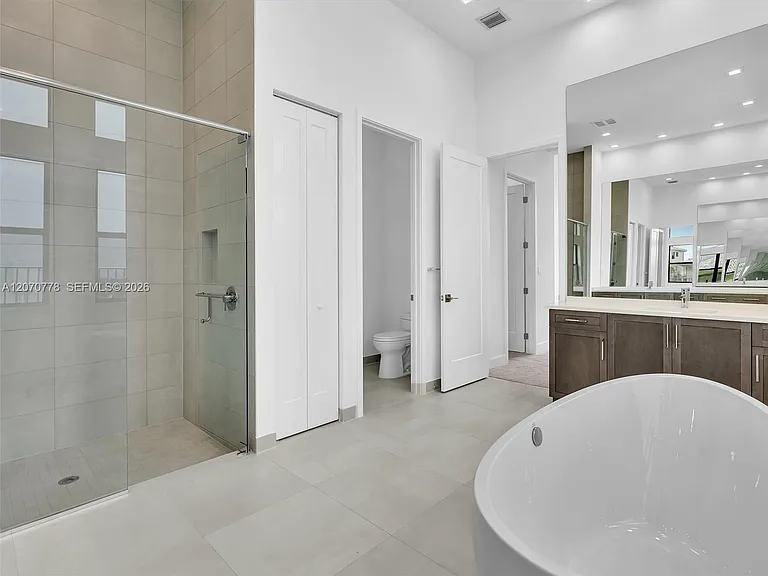 10032 Stockrun Dr — Photo 15