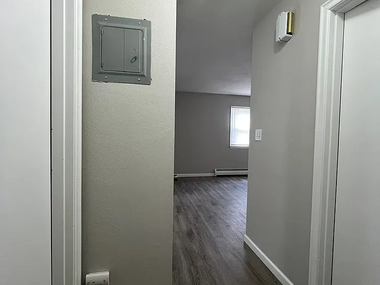 1210 Hilltop — Photo 9