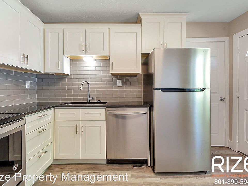 1st image of 153 E Claybourne Ave