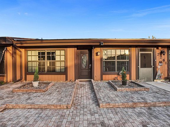 2nd image of 2271 Dogwood Court #2271