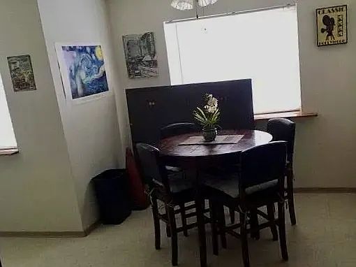 2nd image of 2722 Winnipeg St