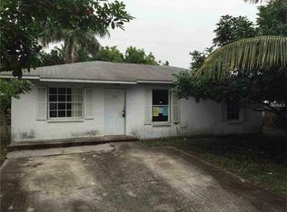 329 W 5th Ter, Pahokee, FL 33476