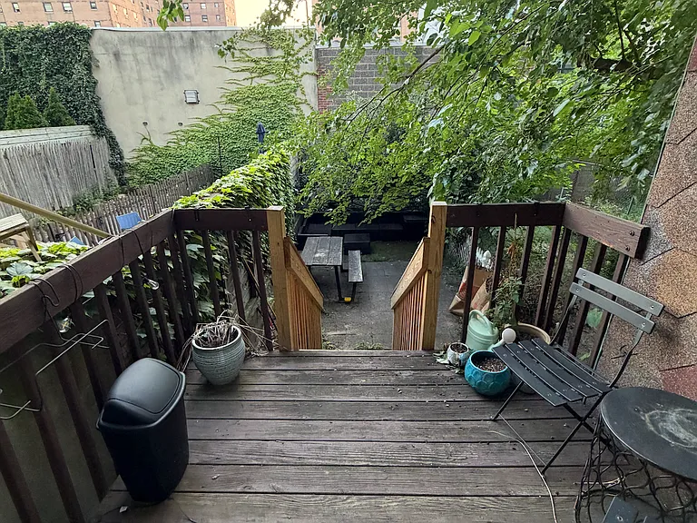 310 Monroe St #1 — Photo 9