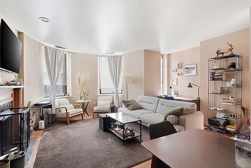 103 Gainsborough St #104 Photo 1
