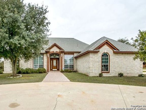 2nd image of 220 County Road 4720