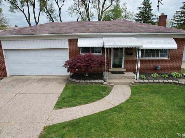 26676 Richard Dr, Warren, MI 48089