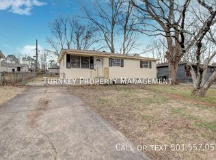 7307 Knollwood Rd, Little Rock, AR 72209