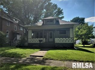 441 40th St, Moline, IL 61265