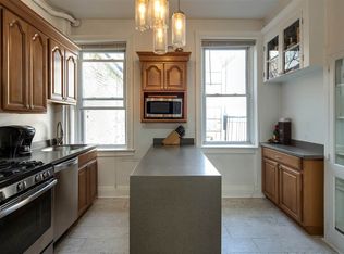 258 9th St APT 2, Hoboken, NJ 07030