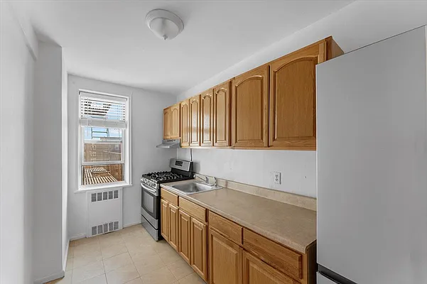 Sold by Douglas Elliman | media 7