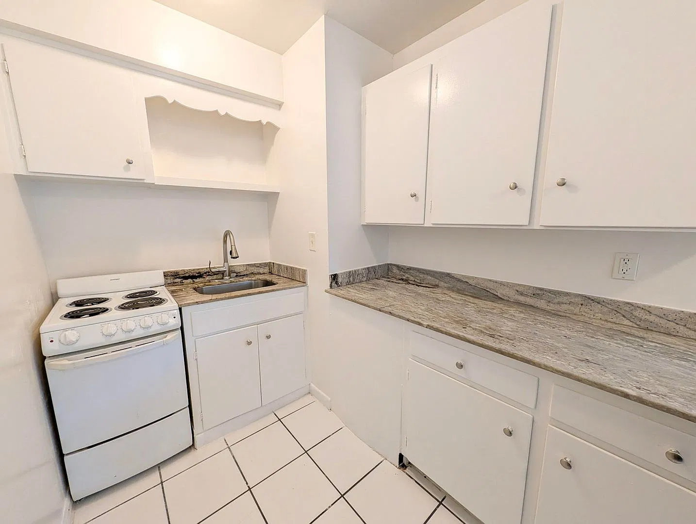 405 6th Ave South — Photo 4