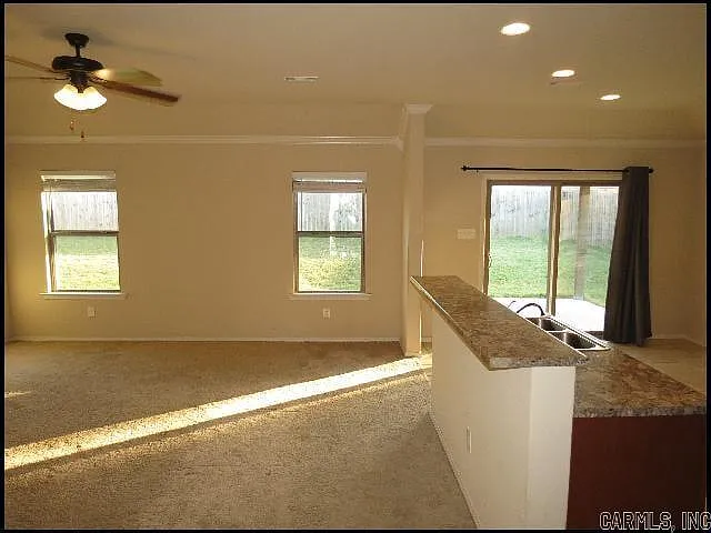 3 bed, 2.0 bath, 1530 sqft, $1,650 — Photo 4
