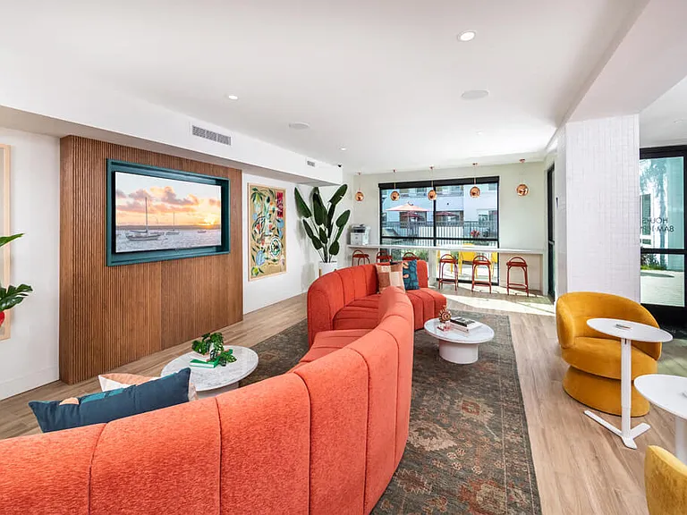 Bevel Apartments — Photo 14