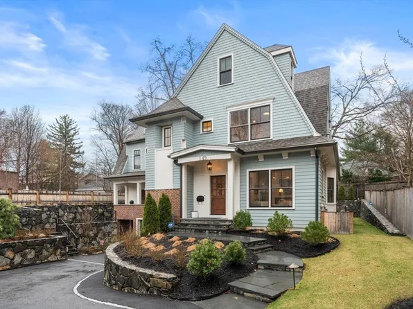 149 Babcock St #149, Brookline, MA 02446