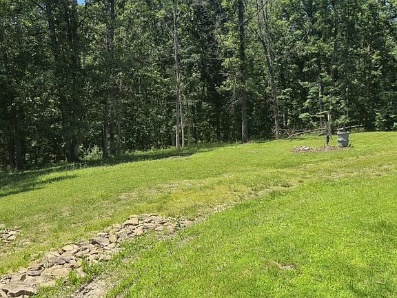5th image of 38320 Mount Union Rd
