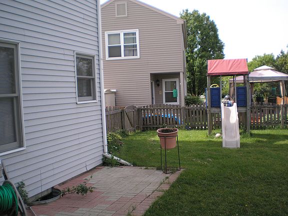 4th image of 550 Green Meadow Ln