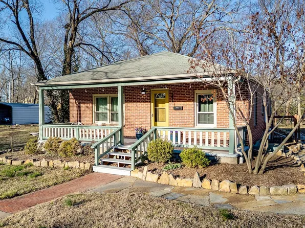 415 Illinois St, Lawrence, KS 66044