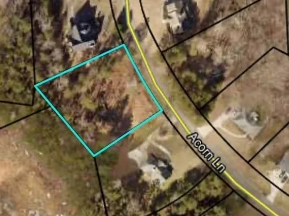 144 Acorn Ln, Carrollton, GA 30116